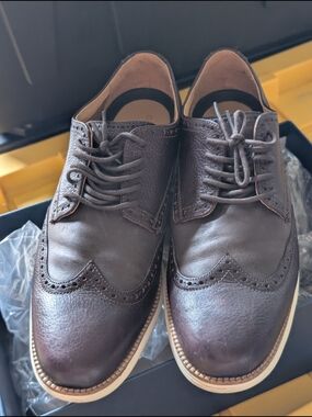 Cole Haan Wingtip Brown/Ivory Men's Shoes